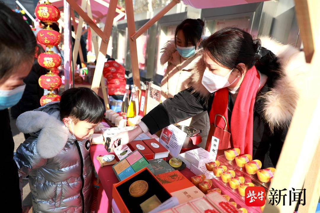 民俗迎新春 南京“兔翰繪新春”民俗游樂會點(diǎn)亮佳節(jié)魅力